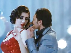 用假阳具高潮有毛的女孩