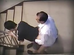 日本花痴好圆的乳房获取他们吸螺柱